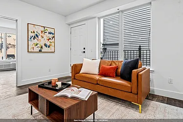 521 10th Street, #A2