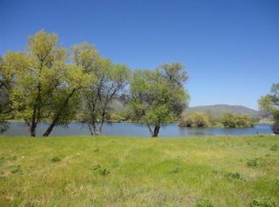 23900 Crystal Lake Ln, Tehachapi, CA 93561