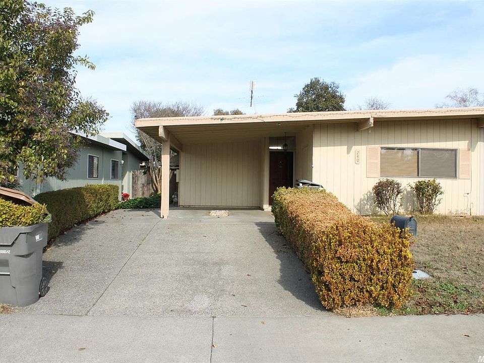 1st image of 740 Borchard Ct