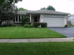 16445 S Winding Creek Rd, Plainfield, IL 60586