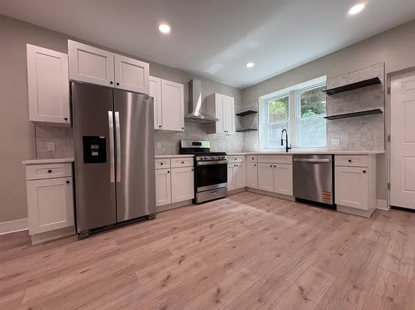 214 57th St, Pittsburgh, PA 15201