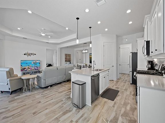 5th image of 4411 Big Woods Way