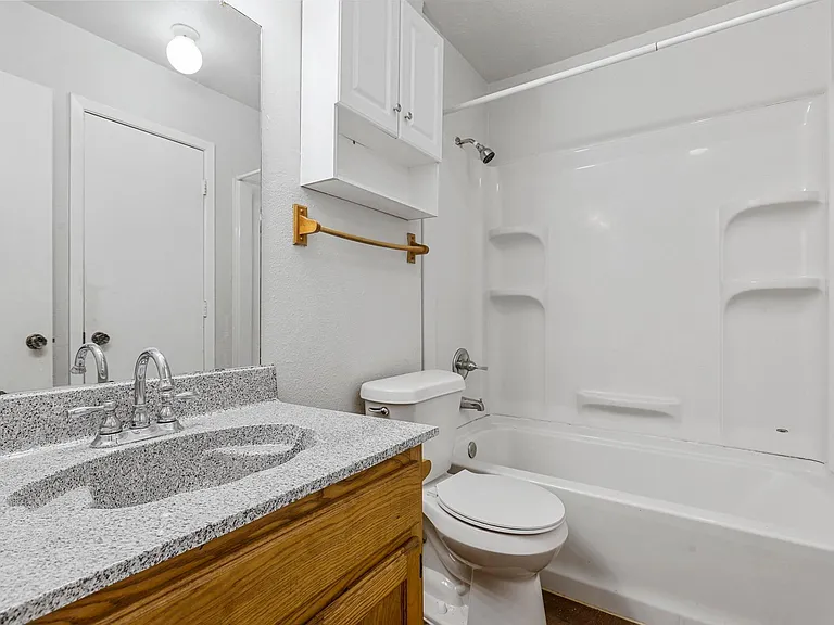 4920 Brianhill Dr #B — Photo 11