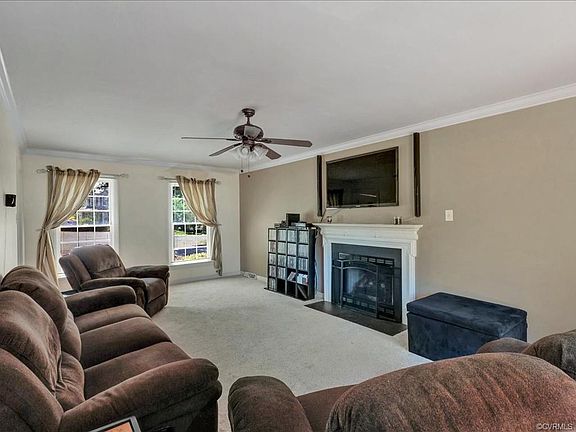4th image of 7092 Mill Valley Ct