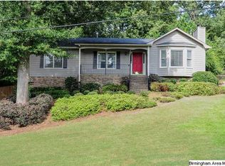 422 Cahaba Landings Rd, Birmingham, AL 35210