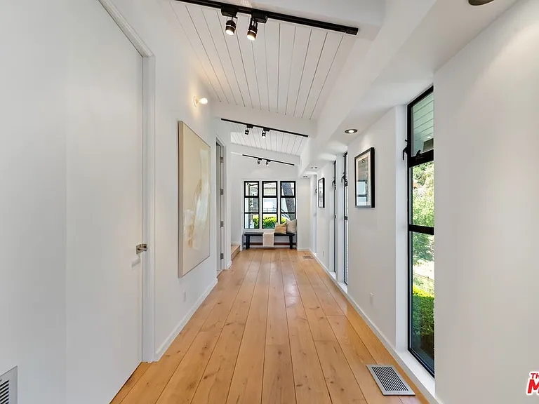 23701 Harbor Vista Dr — Photo 22
