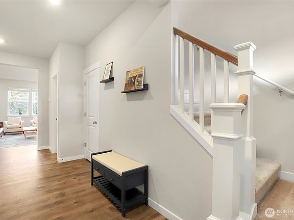 3rd image of 5810 Waverly Road SW