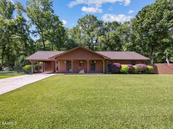 923 Eaton Dr, Abbeville, LA 70510