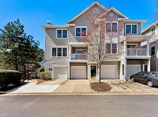 4586 Superior Sq, Fairfax, VA 22033