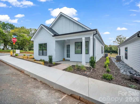 174 N Mitchell St, Rutherfordton, NC 28139