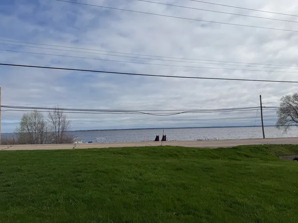 98 & 99 Heightsview, Houghton Lake, MI 48629