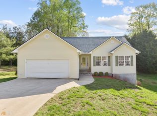 89 Deerfield Dr, Cleveland, GA 30528