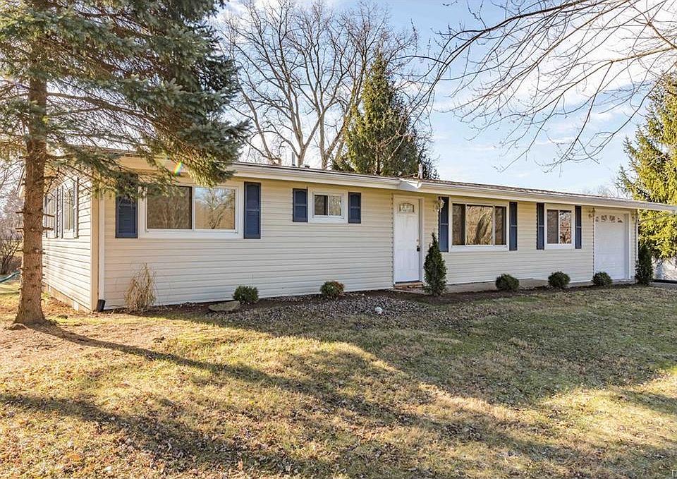 1st image of 4115 Rosehill Dr