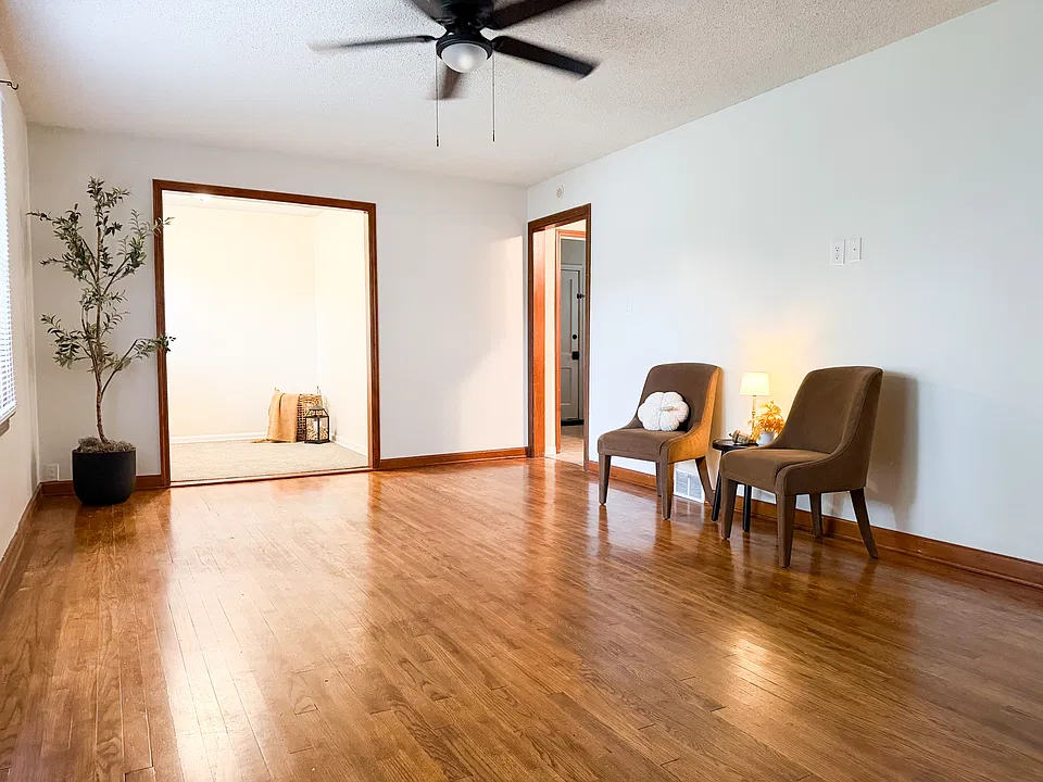 6321 W 80th Ter