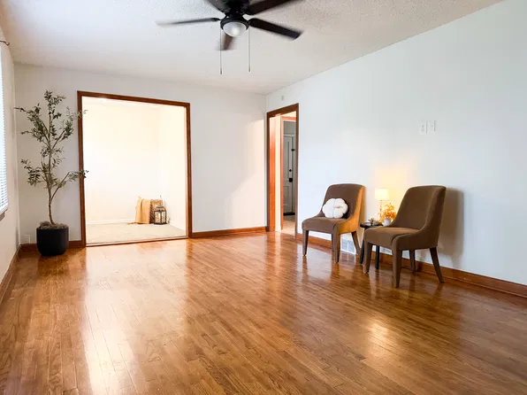 6321 W 80th Ter, Overland Park, KS 66204