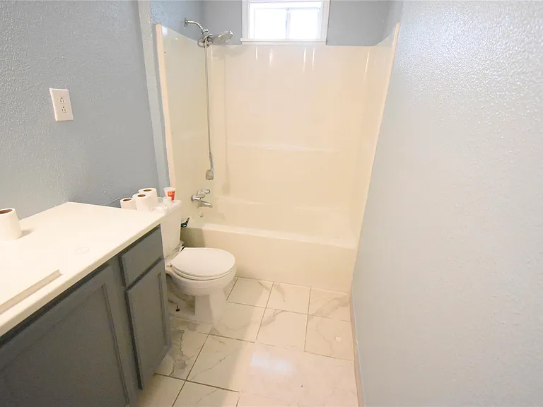 6229 Clover Ridge St — Photo 20
