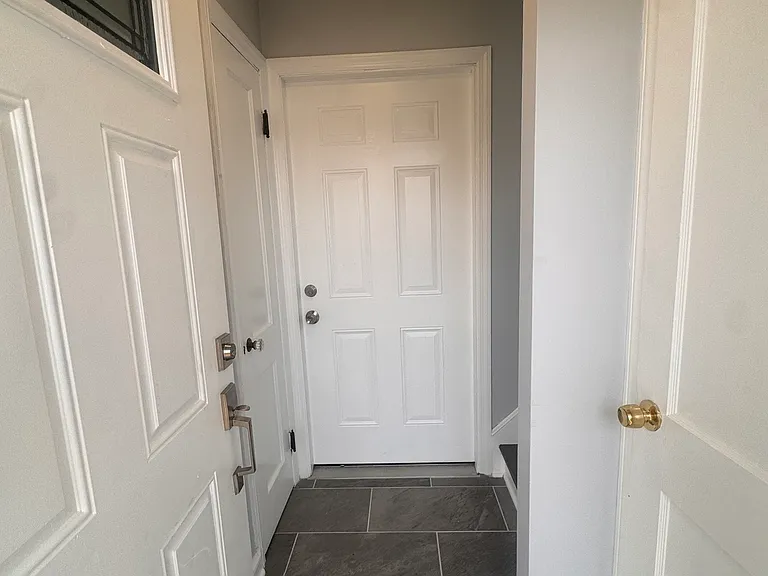 508 Garfield Ave #1 — Photo 2