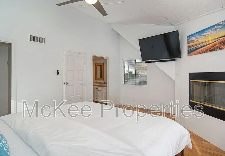 269 Palm Ave — Photo 18