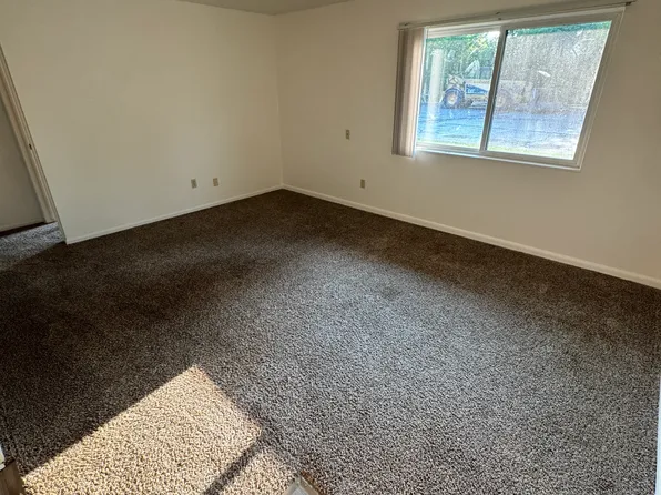 (undisclosed Address), Lapeer, MI 48446