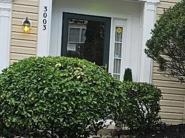 3003 Frankfurt Ct, Woodbridge, VA 22191