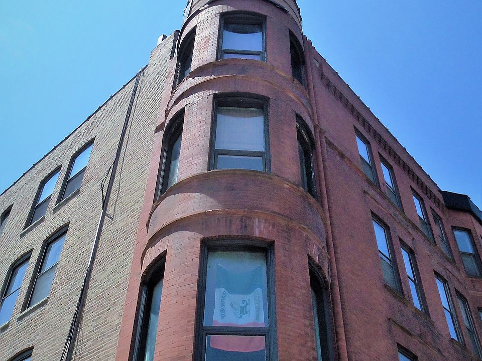 1st image of 757 W Diversey Pkwy APT 4E