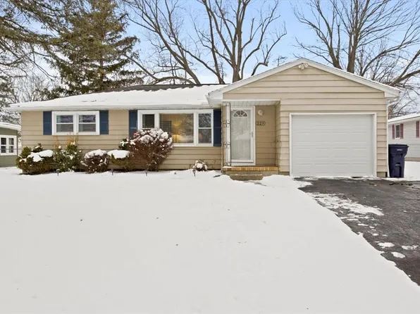 229 Sunnyside Dr, Rochester, NY 14623