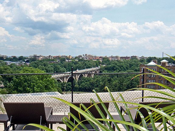 Roof Deck overlooking Rock Creek Park