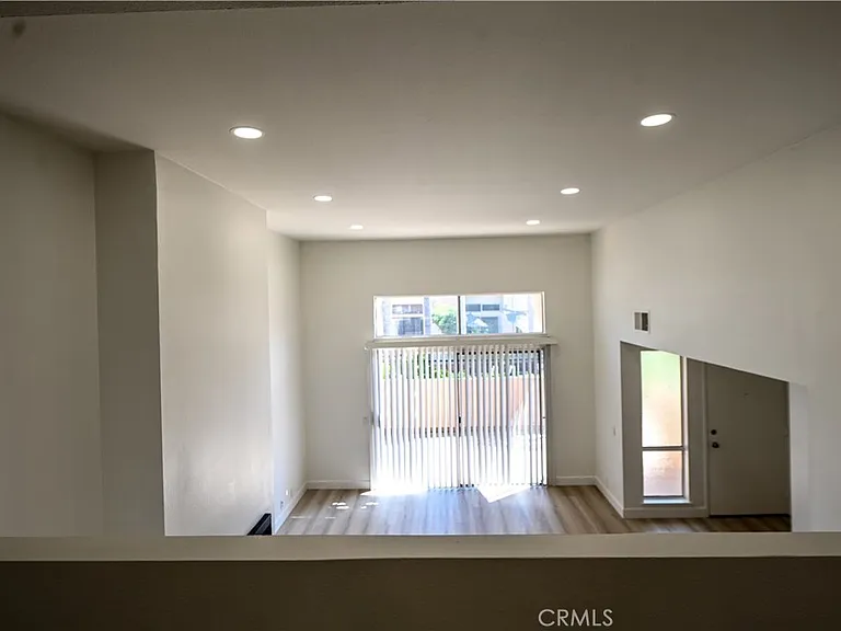 2902 Barrington Ct — Photo 10