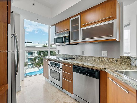 5th image of 110 Washington Ave APT 1624