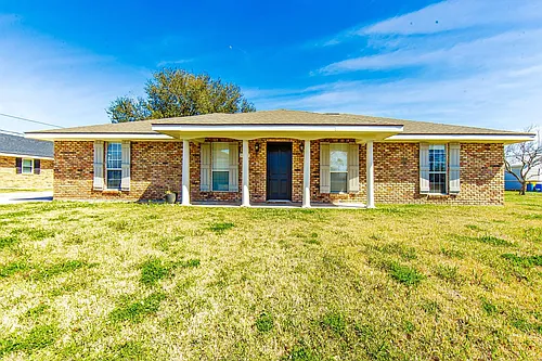 13437 Margaret St Photo 1