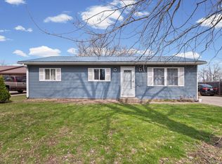 610 Hillcrest Dr, Monticello, IN