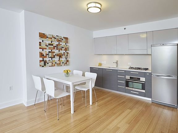 2nd image of 505 W 47th St #3F