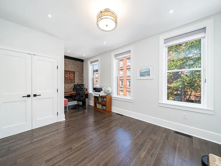 806 Garden St #1 — Photo 16