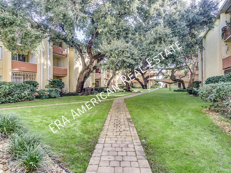 209 W Miracle Strip Pkwy #B202 — Photo 18