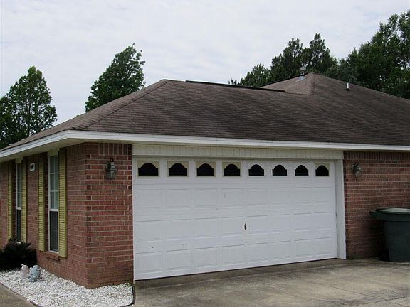 5th image of 4147 Erika Ct