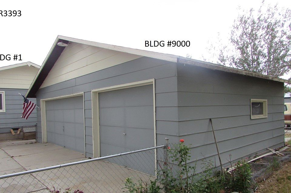 2nd image of 917 4th St N
