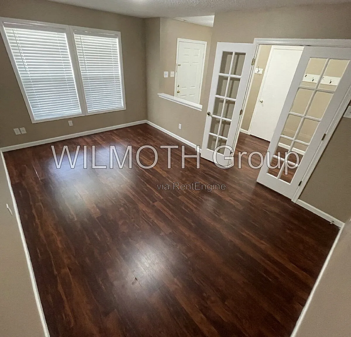 3 bed, 2.5 bath, 3036 sqft, $1,845 — Photo 4