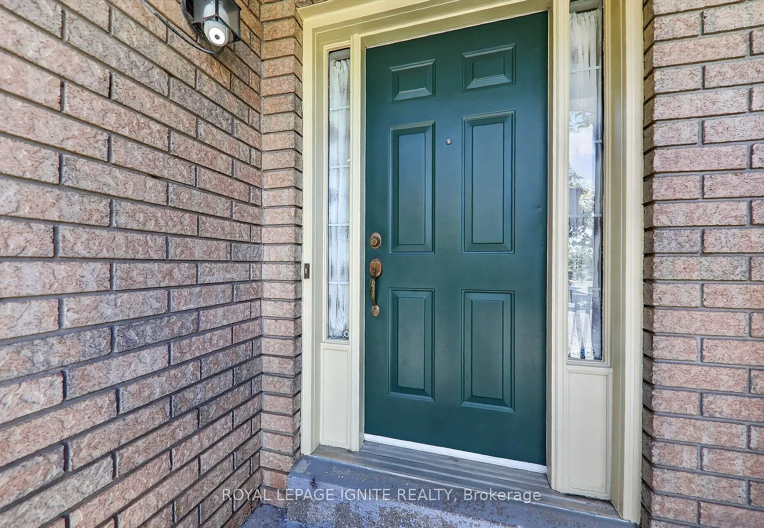 3 bed, $2,700 — Photo 4