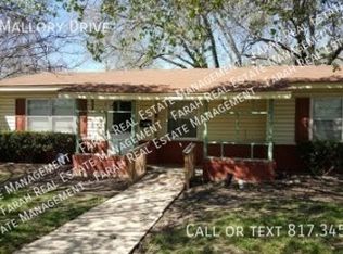 5233 Mallory Dr, Haltom City, TX 76117