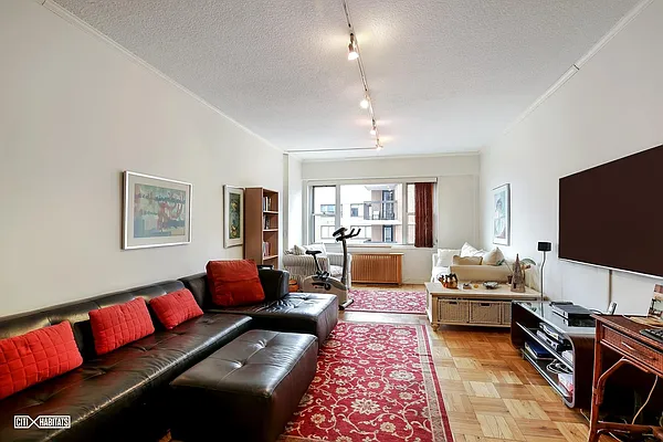 Sold by Citi Habitats | media 3