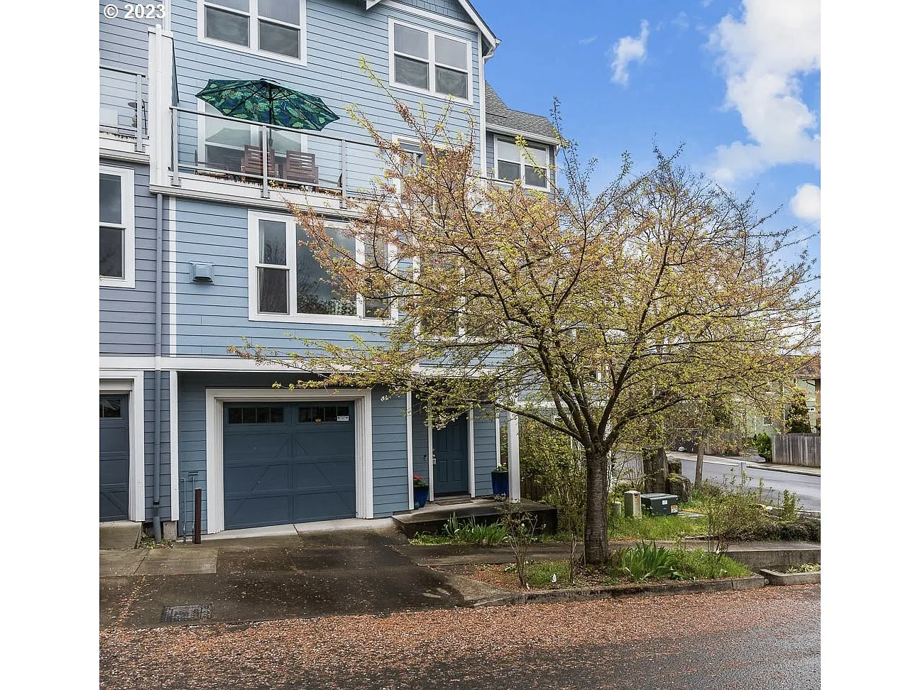 6904 N Charleston Ave photo 1