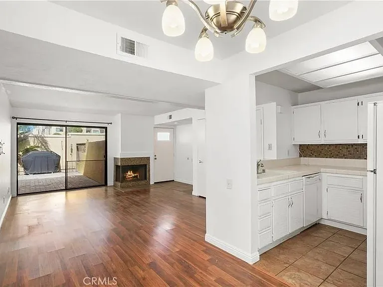 25712 Le Parc #21 — Photo 11