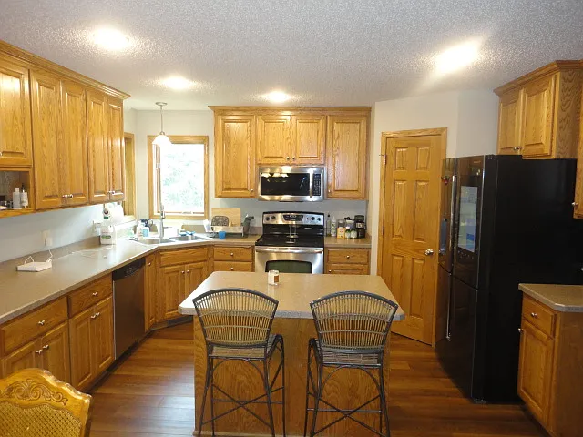 15569 Iodine St NW — Photo 2