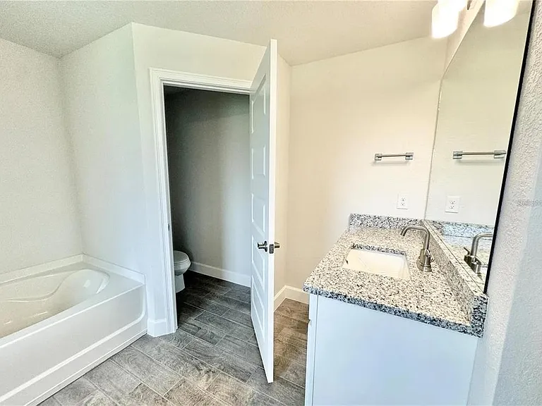 17745 SW 72nd Street Rd — Photo 16