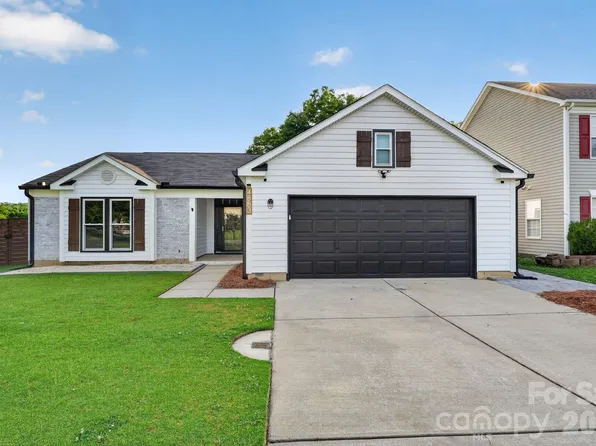 4883 Renfrew Dr, Concord, NC 28027