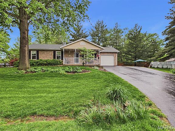 2nd image of 516 Lanahan Dr