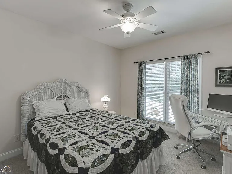 6440 Deep Woods Ct — Photo 31