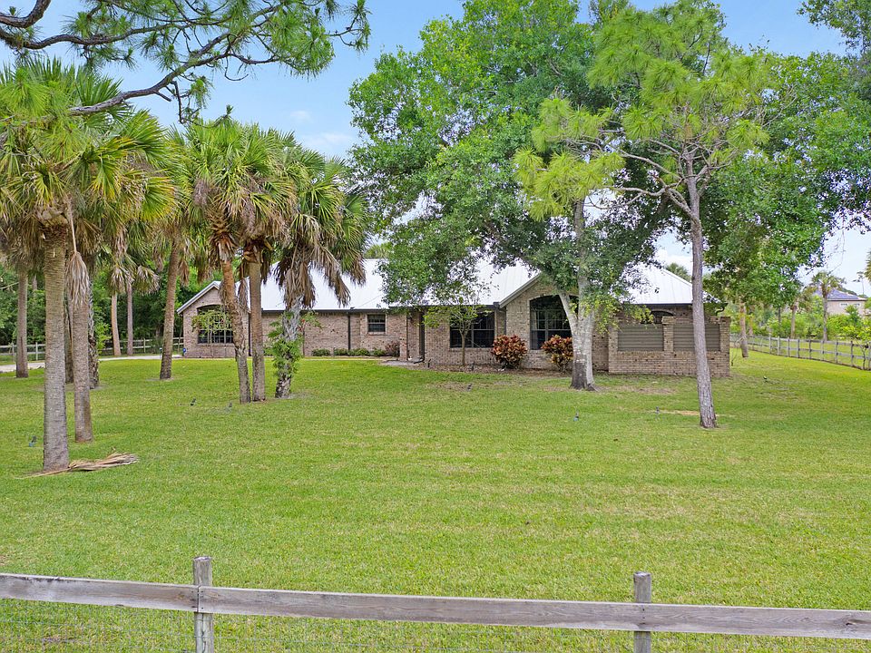 1st image of 4740 Carolwood Dr