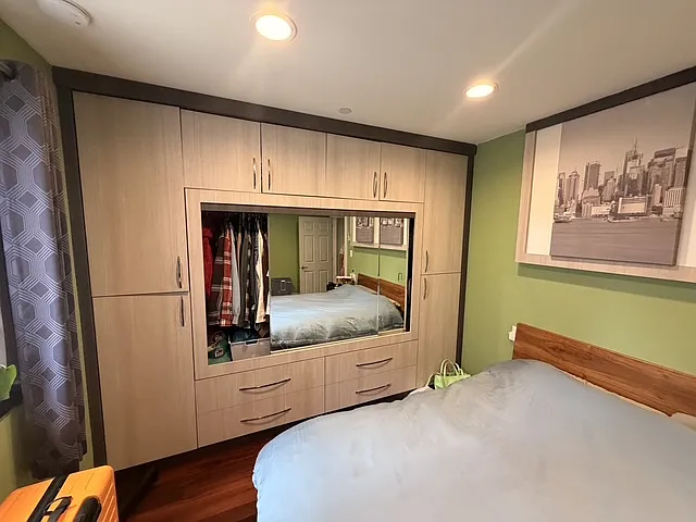 2360 Amsterdam Ave #2E — Photo 9