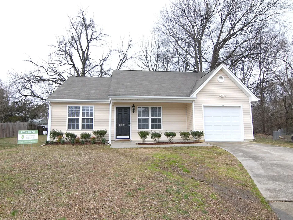 2804 Pleasant Garden Rd
